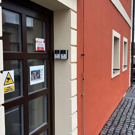 Apartmany Myslivna Ostrov  Zewnętrze zdjęcie