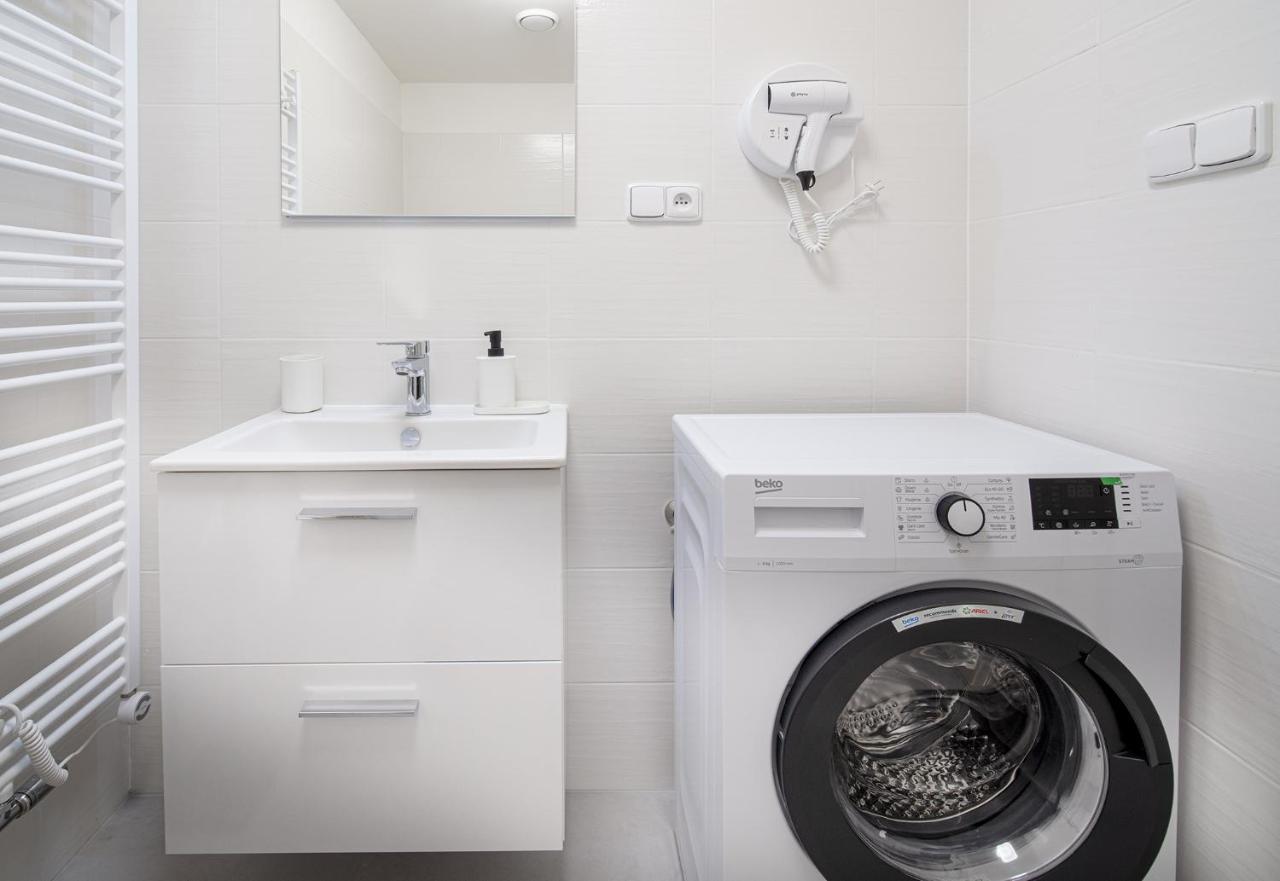 Apartmany Myslivna Ostrov  Zewnętrze zdjęcie