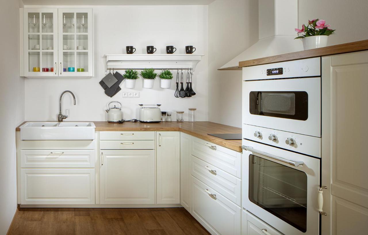 Apartmany Myslivna Ostrov  Zewnętrze zdjęcie