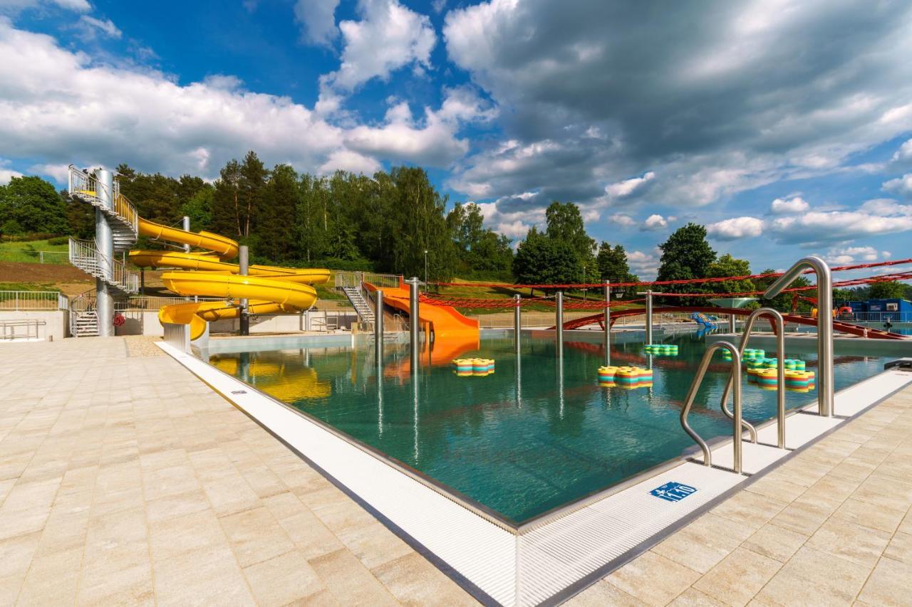 Apartmany Myslivna Ostrov  Zewnętrze zdjęcie