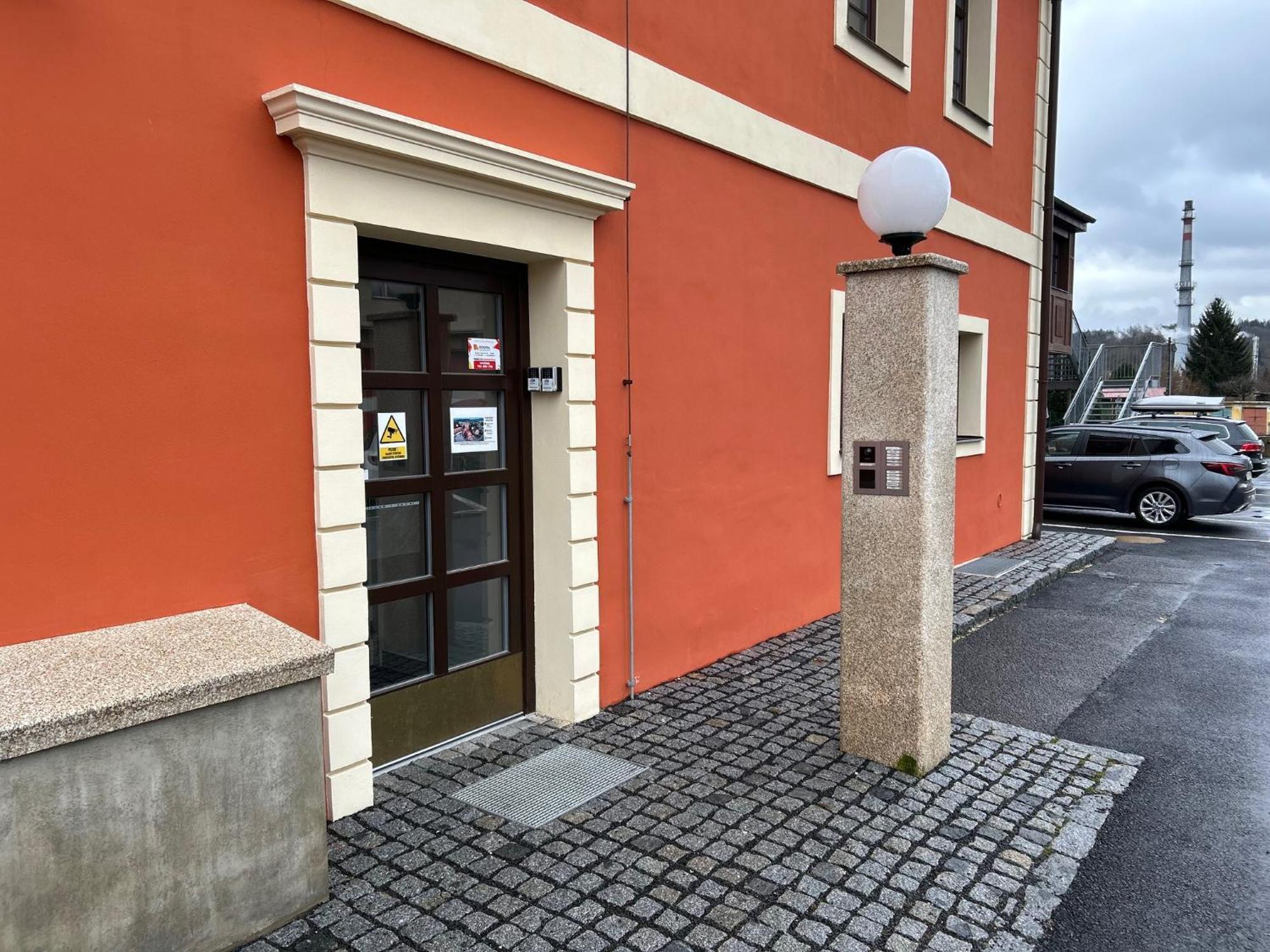 Apartmany Myslivna Ostrov  Zewnętrze zdjęcie